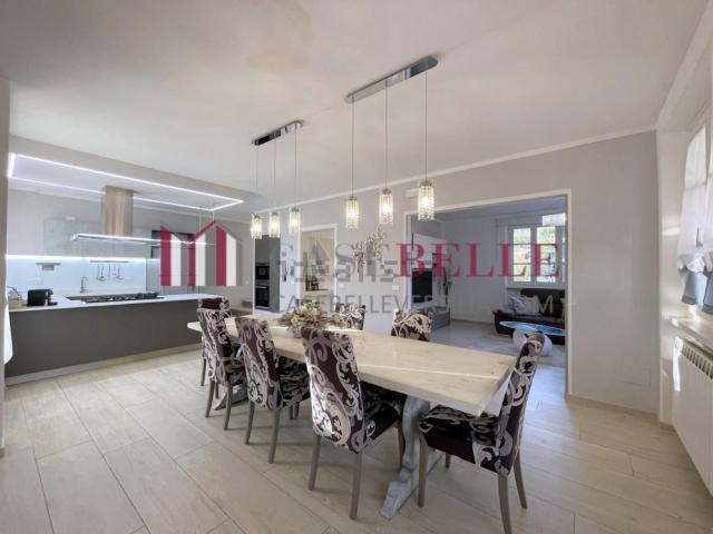 Casa in vendita a Camaiore, Toscana