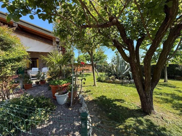 Casa in vendita a Unione dei comuni del Distretto Ceramico, Sassuolo
