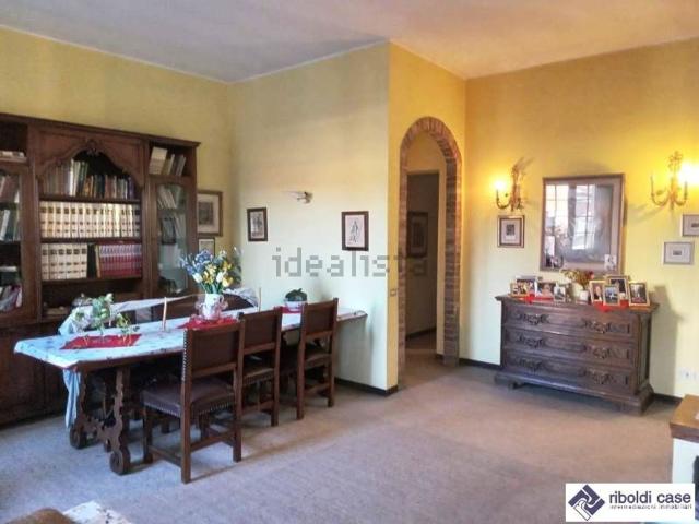 Casa in vendita a Cabiate, Lombardia