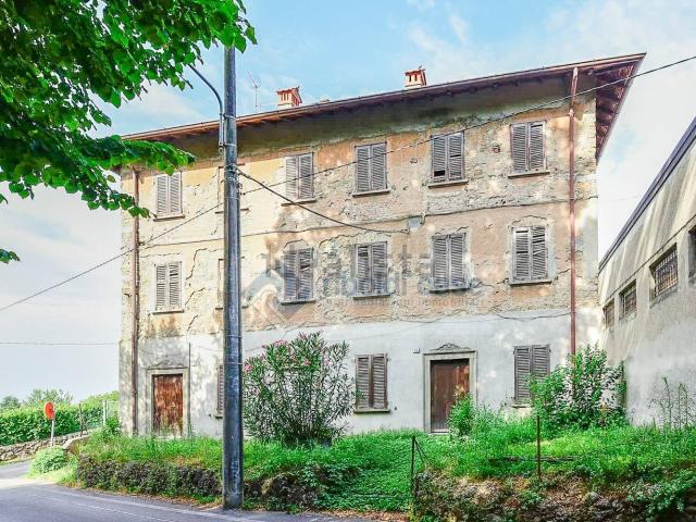 Casa in vendita a Vergo, Besana In Brianza