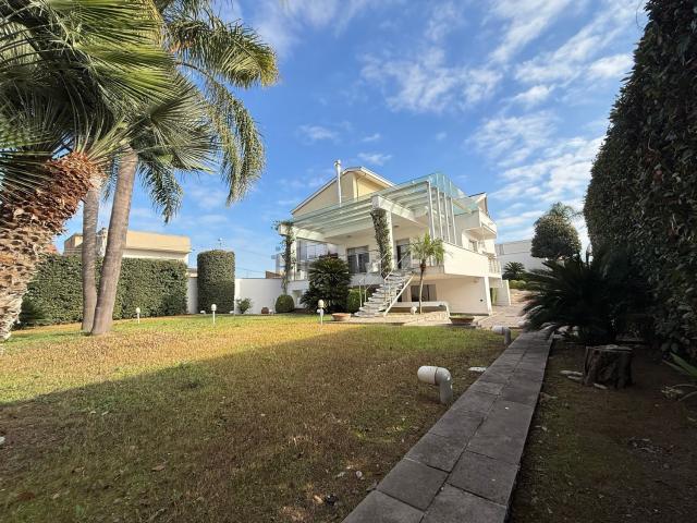 Casa in vendita a Casapesenna, Campania