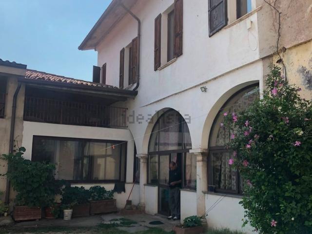 Casa in vendita a Prevalle, Lombardia