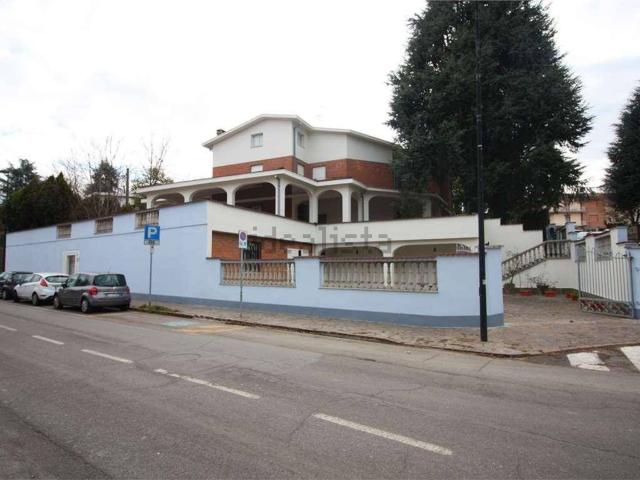 Casa in vendita a Unione dei comuni del Distretto Ceramico, Maranello