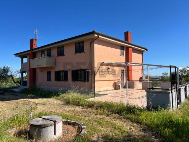 Casa in vendita a Venosa, Basilicata