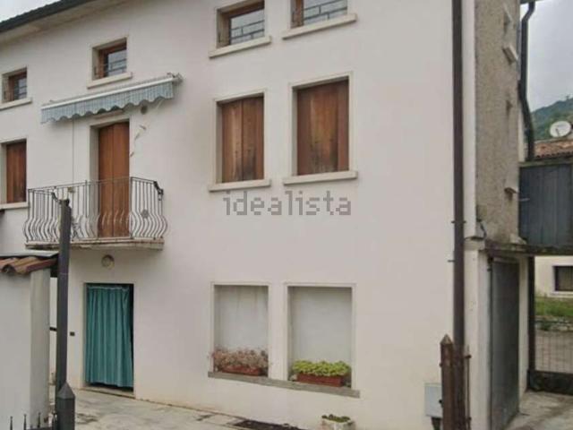 Casa in vendita a Segusino, Treviso