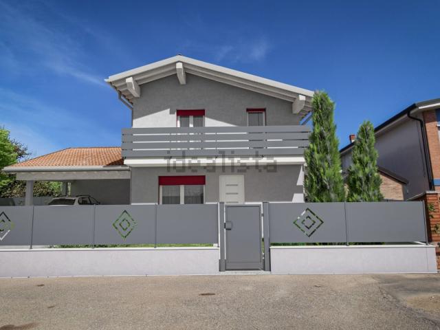 Casa in vendita a Caldiero, Verona