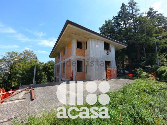 Casa in vendita a Roncofreddo, Reggio Emilia