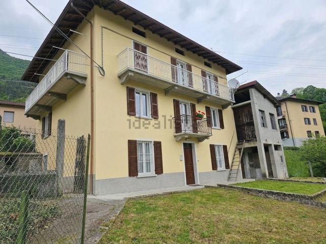 Casa in vendita a Comunità Montana della Valle Brembana, San Giovanni Bianco