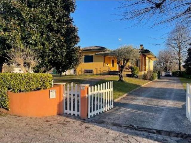 Casa in vendita a Cecchini / Cichins, Pasiano di Pordenone