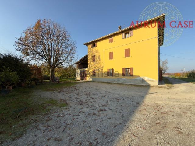 Casa in vendita a Unione di comuni Terre di Castelli, Savignano Sul Panaro
