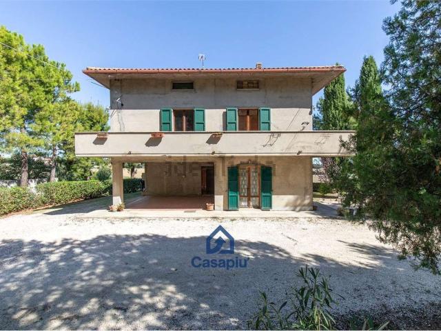 Casa in vendita a Marche, Macerata