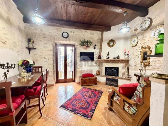 Casa in vendita a Ovindoli, Abruzzo