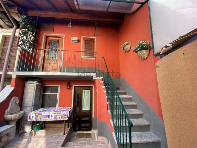 Casa in vendita a Piemonte, Novara