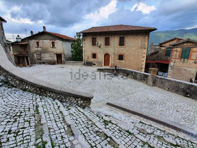 Casa in vendita a Rocca Di Botte, Abruzzo