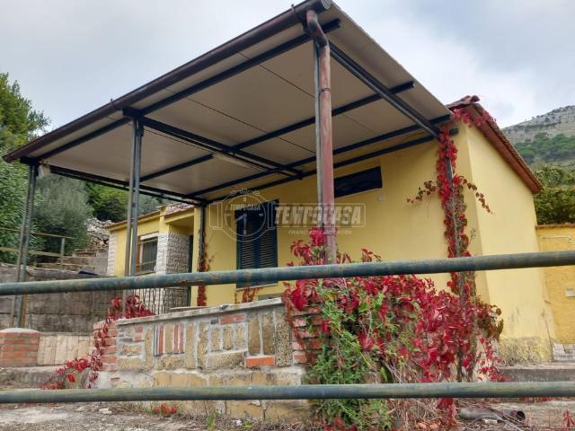 Casa in vendita a Sonnino, Lazio