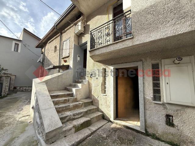 Casa in vendita a Cervinara, Campania