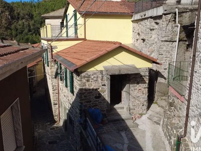 Casa in vendita a Campo del Vescovo, Rocchetta di Vara