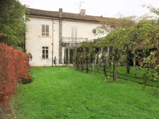 Casa in vendita a Calvatone, Cremona