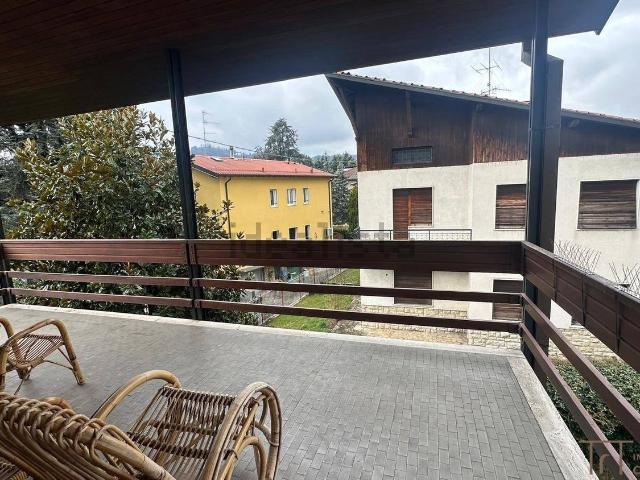 Casa in vendita a Conca Fiorita, Bergamo