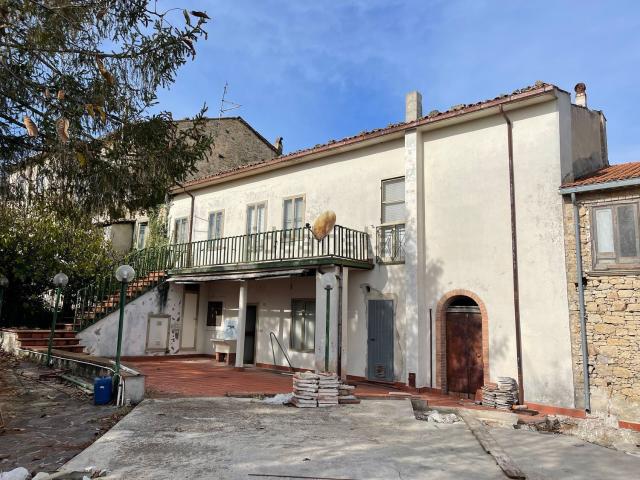 Casa in vendita a Colle D'anchise, Molise