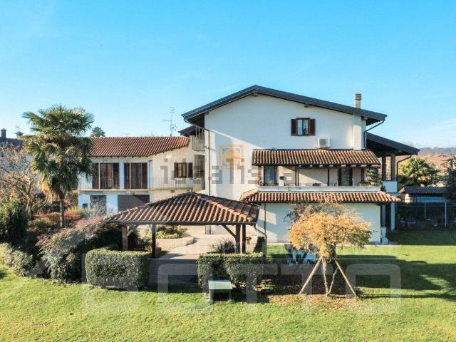 Casa in vendita a Piemonte, Novara