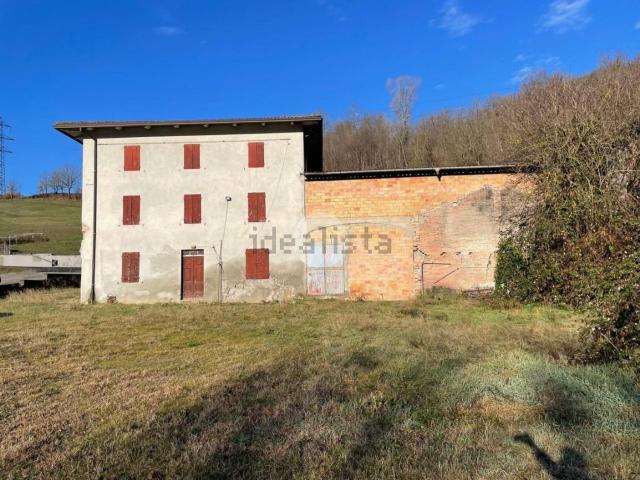 Casa in vendita a Traversetolo, Reggio Emilia