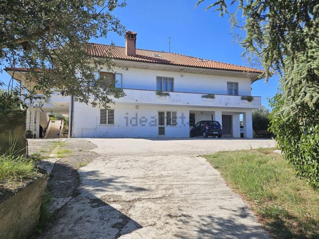 Casa in vendita a Chieti, Abruzzo