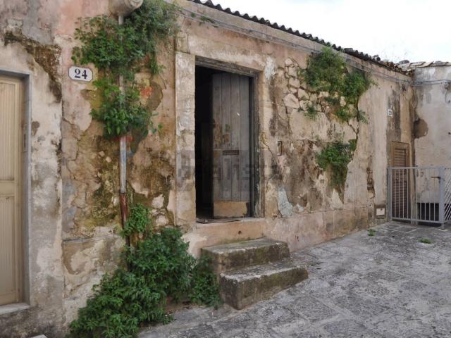 Casa in vendita a Cappuccini, Ragusa