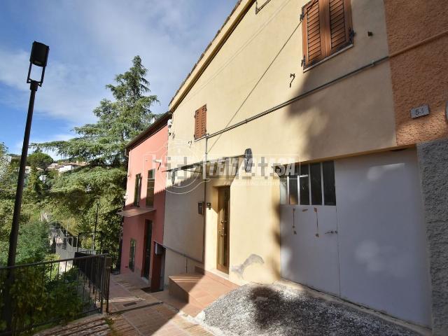 Casa in vendita a Marche, Macerata