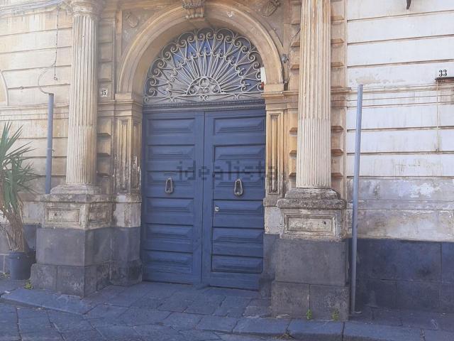 Casa in vendita a Giarre, Sicilia