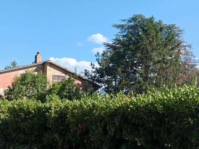 Casa in vendita a Assisi, Umbria