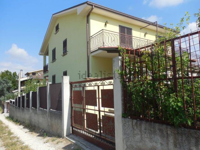 Casa in vendita a Lettomanoppello, Abruzzo