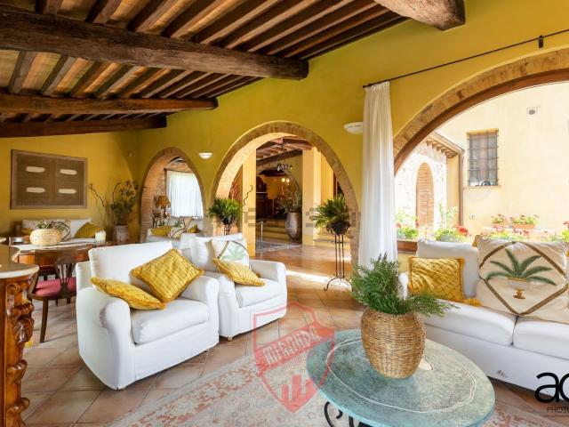 Casa in vendita a Cetona, Toscana