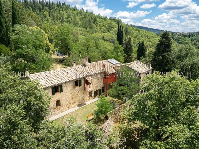 Casa in vendita a Radda In Chianti, Toscana