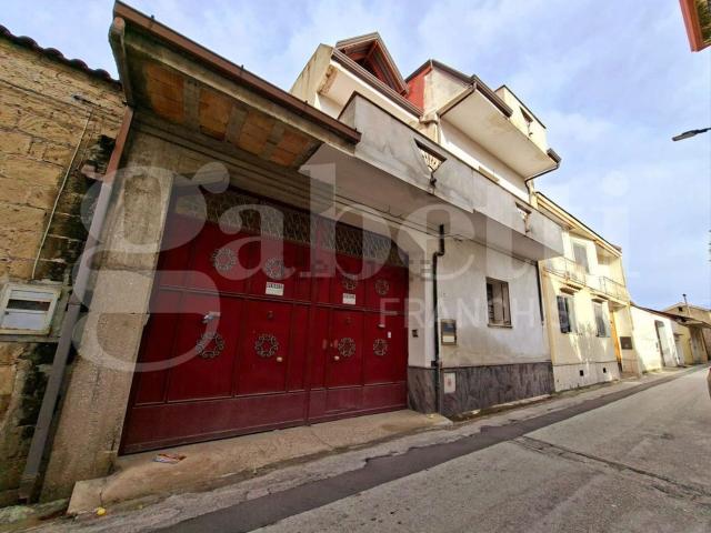 Casa in vendita a Sant'Andrea dei Lagni, Santa Maria Capua