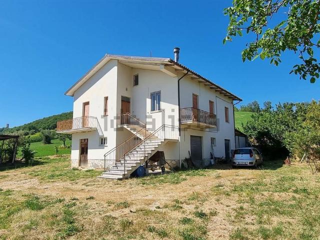 Casa in vendita a Marche, Macerata