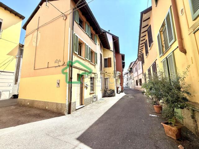 Casa in vendita a Le Villette, Crema