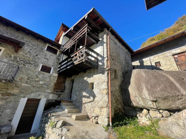 Casa in vendita a Traona, Lombardia