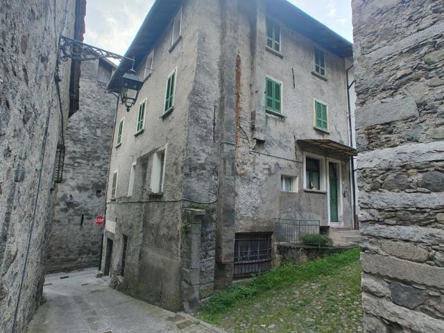 Casa in vendita a Comunità montana della valle Camonica, Sonico