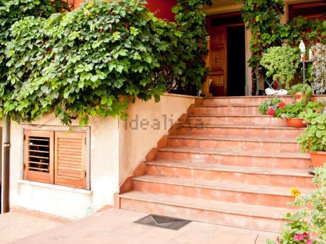 Casa in vendita a Montella, Campania