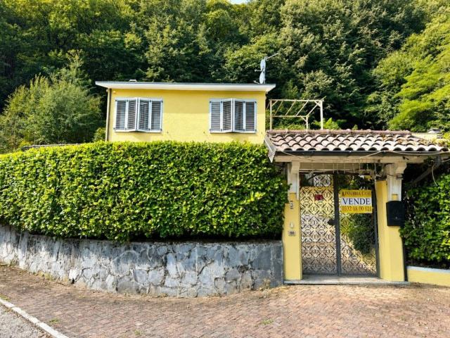 Casa in vendita a Comunità Montana Valli del Verbano, Dumenza