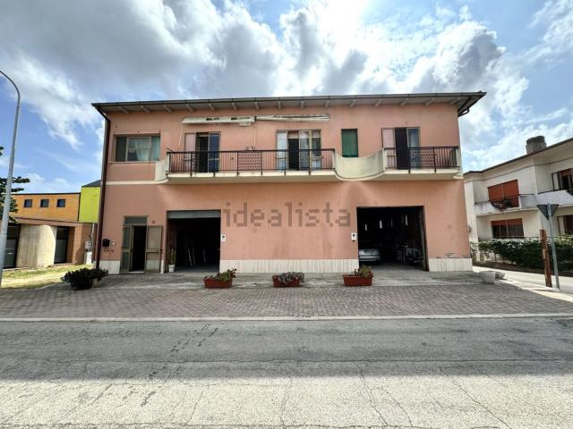 Casa in vendita a Termoli, Molise