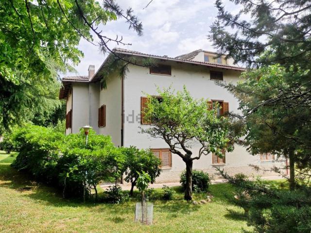 Casa in vendita a Pozzo, Marche