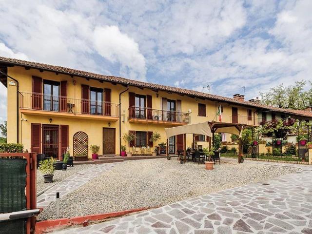 Casa in vendita a Piemonte, Asti