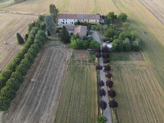 Casa in vendita a Piemonte, Alessandria