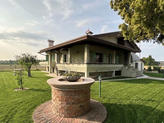 Casa in vendita a Visinale / Visinâl, Pasiano di Pordenone