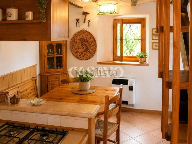 Casa in vendita a Vestea, Civitella Casanova