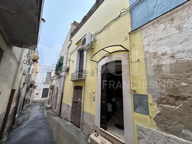 Casa in vendita a Puglia, Barletta-andria-trani