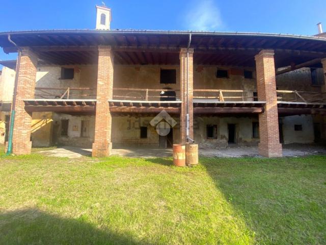 Casa in vendita a Adro, Lombardia