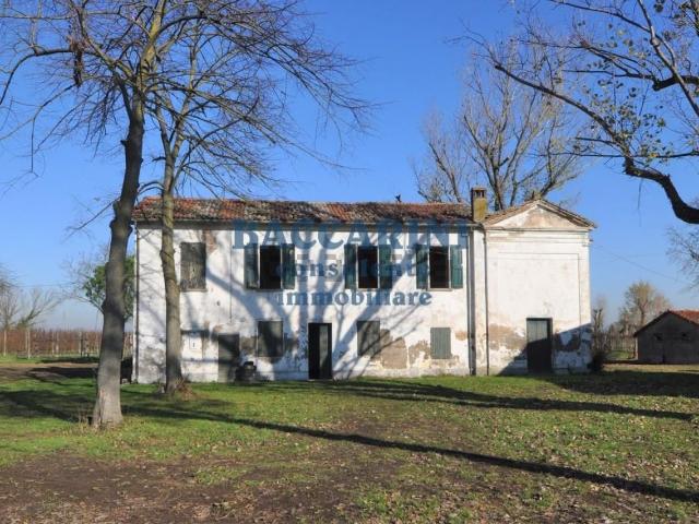 Casa in vendita a Unione della Romagna Faentina, Faenza